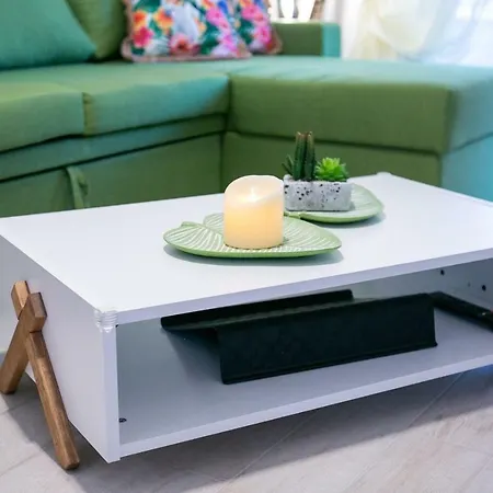 Mihail Apartman Nikíti