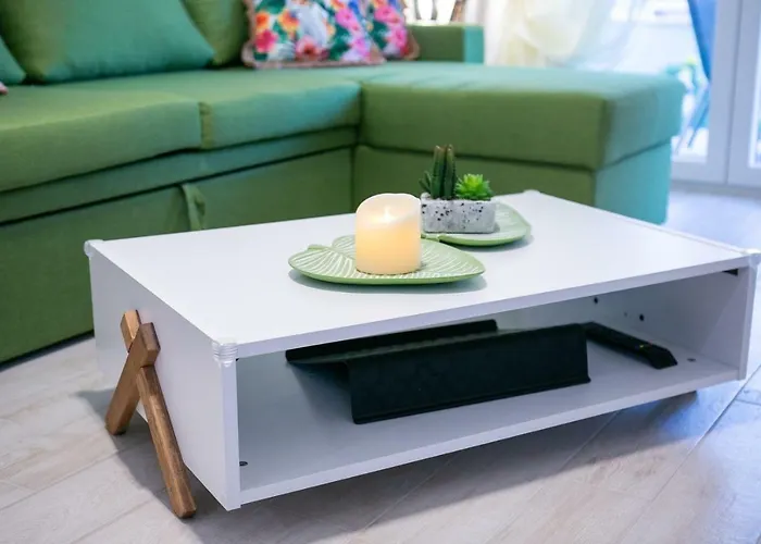 Mihail Apartman Nikíti